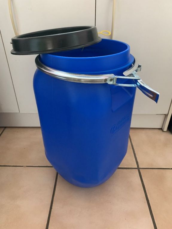 Fût plastique alimentaire bleu 30 litres à ouverture totale - Homologués UN